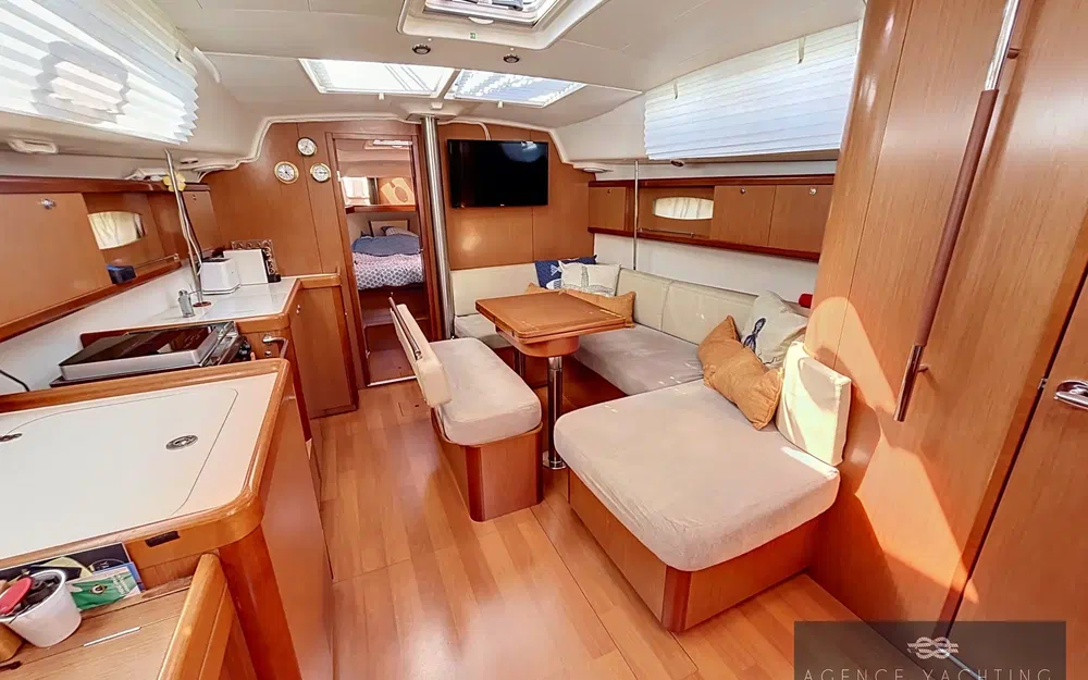 slider 2 Beneteau Oceanis 40
