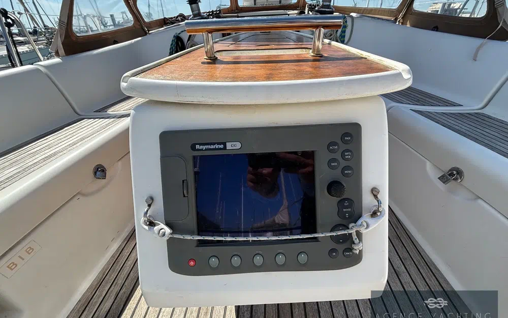 slider 34 Beneteau Oceanis 40
