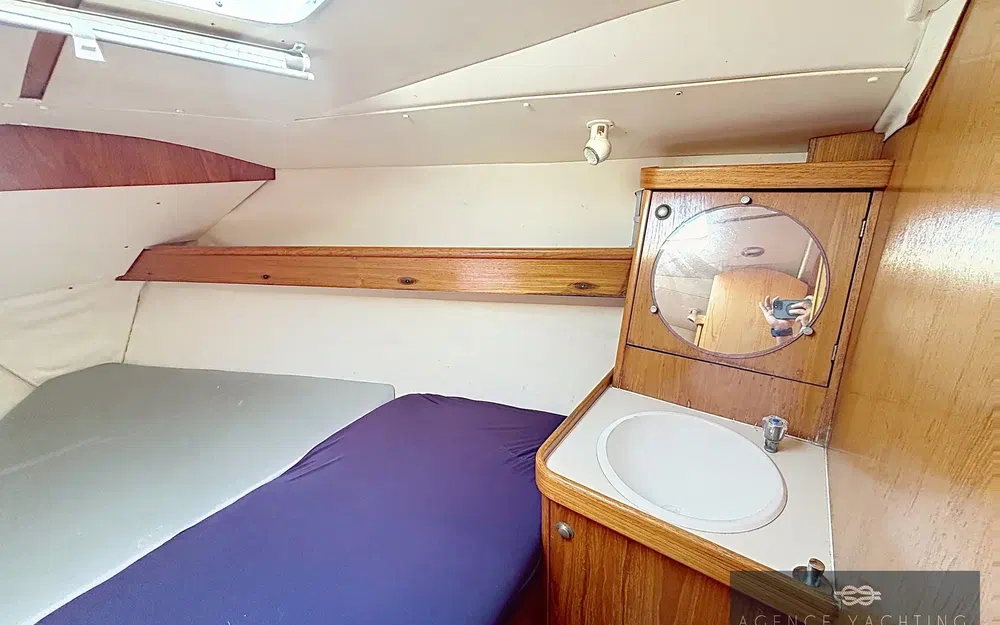 slider 10 Jeanneau Sun Odyssey 33