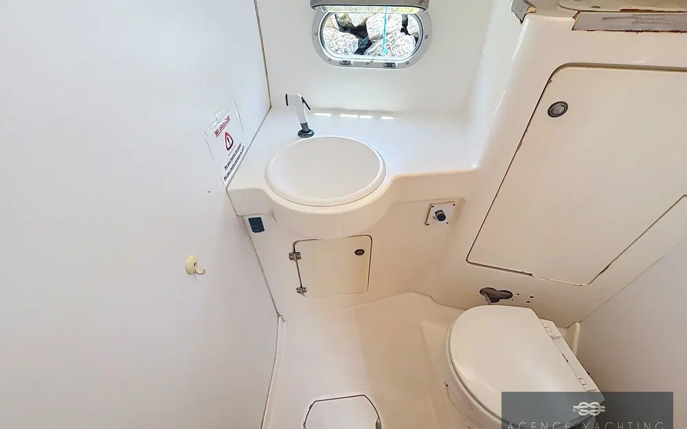 slider 11 Jeanneau Sun Odyssey 33