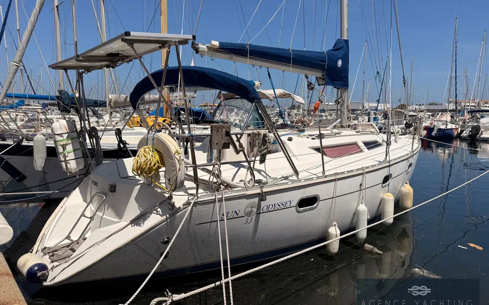 slider 14 Jeanneau Sun Odyssey 33