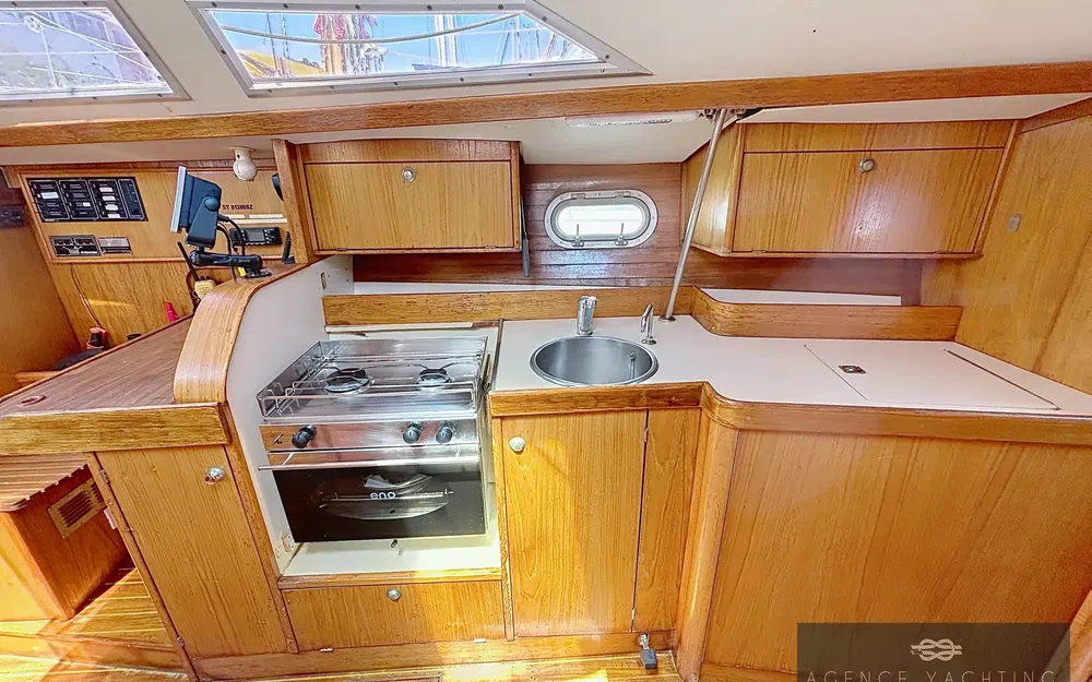slider 5 Jeanneau Sun Odyssey 33
