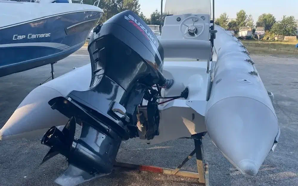 slider 4 Bombard 550 Explorer