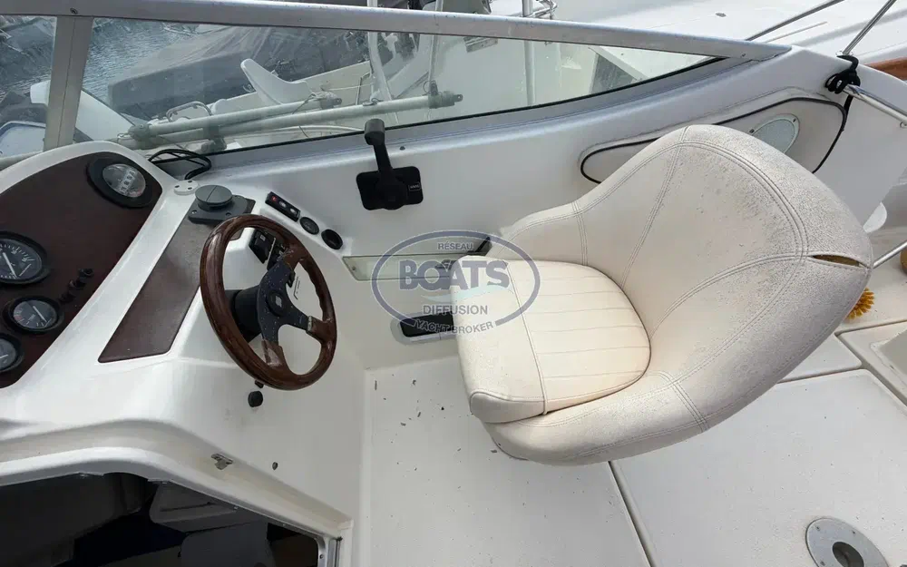 slider 7 Jeanneau Leader 705