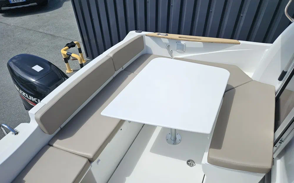 slider 18 Beneteau Antares 6.80
