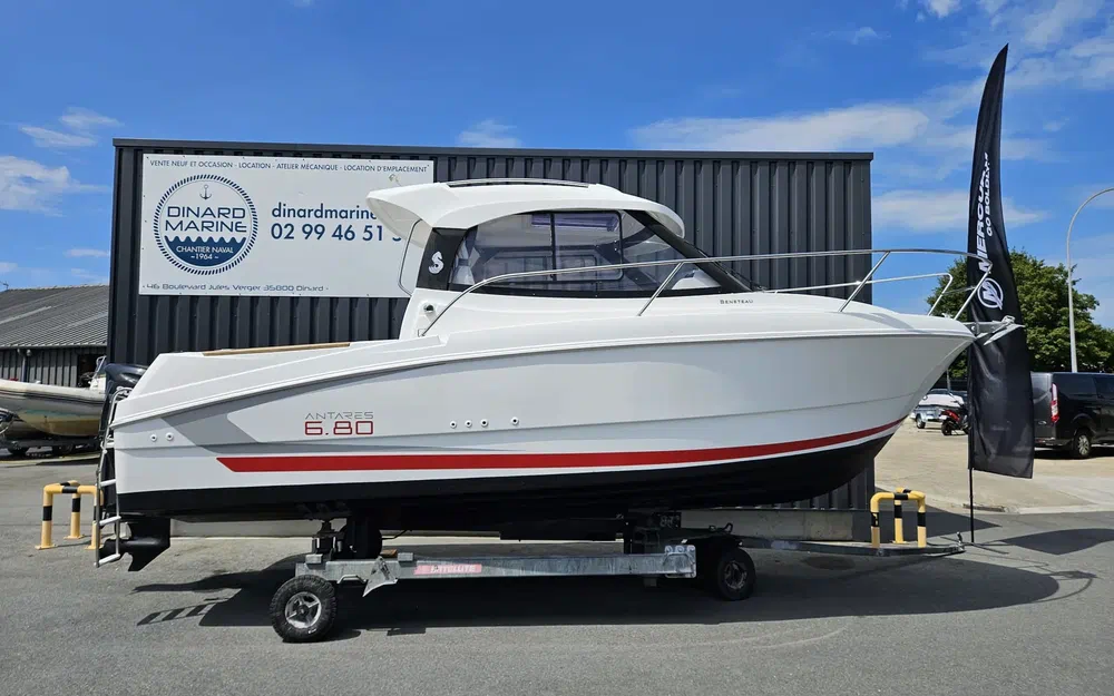 slider 8 Beneteau Antares 6.80