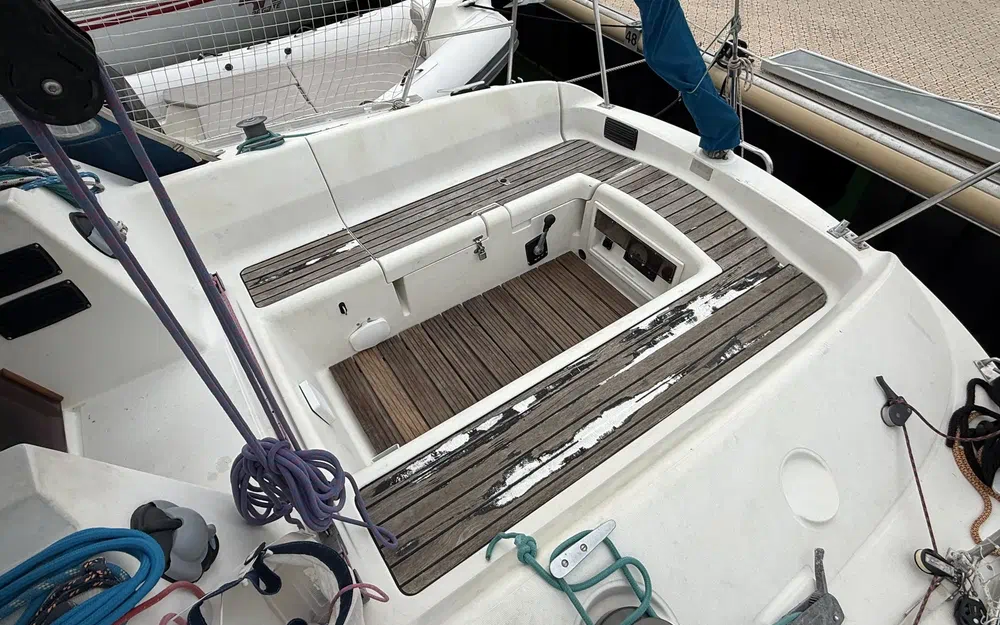 slider 10 Jeanneau Sun Light 30