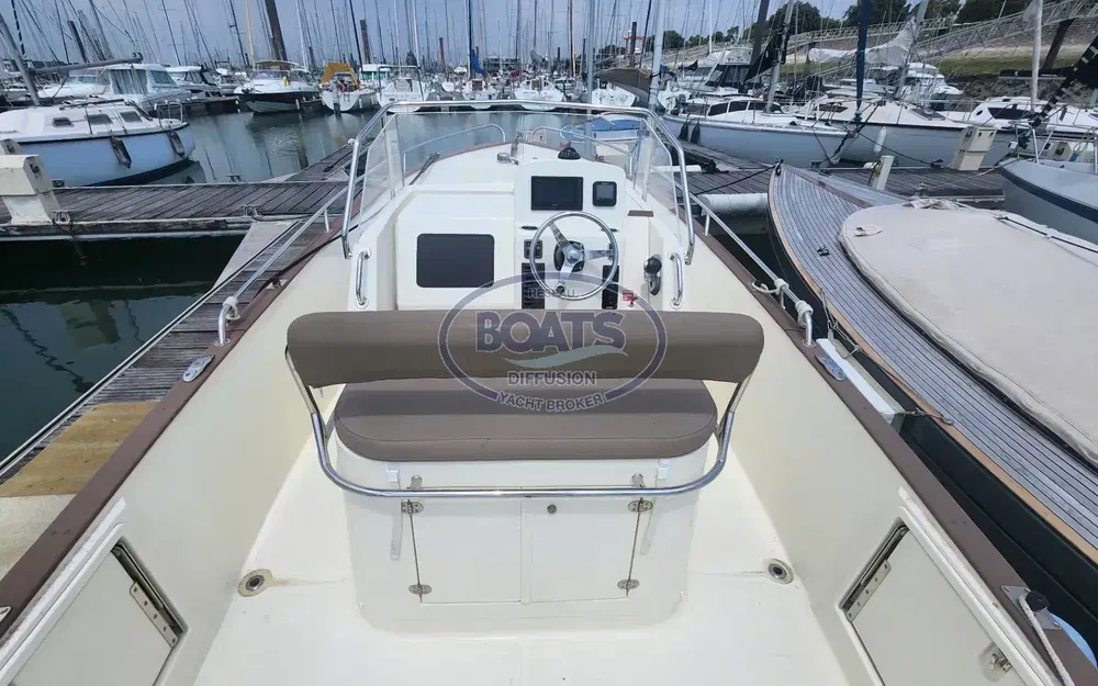 slider 1 Rhea 23 Open