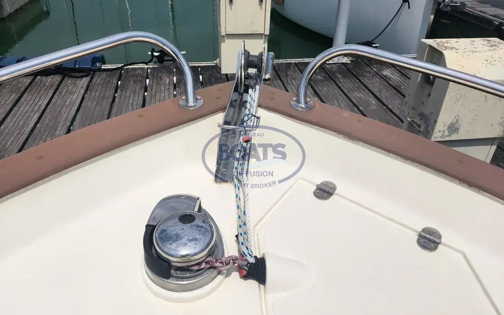 slider 8 Rhea 23 Open