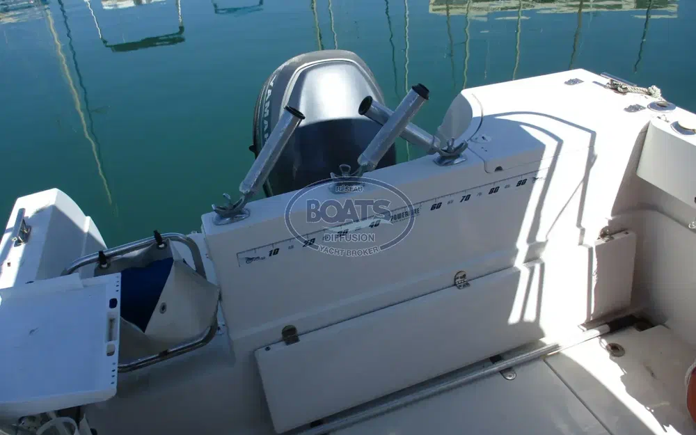 slider 4 Pacific Craft 660 Timonier
