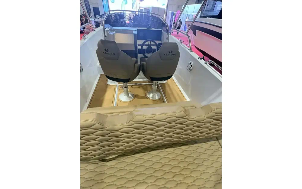 slider 14 Tardion Yachts T24 Spacedeck