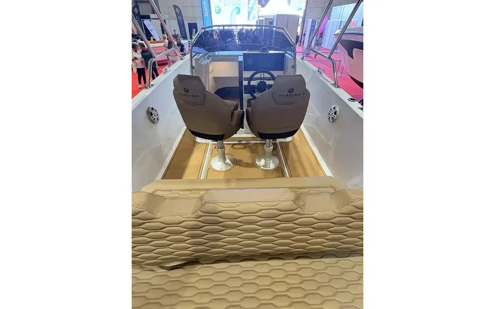 slider 15 Tardion Yachts T24 Spacedeck