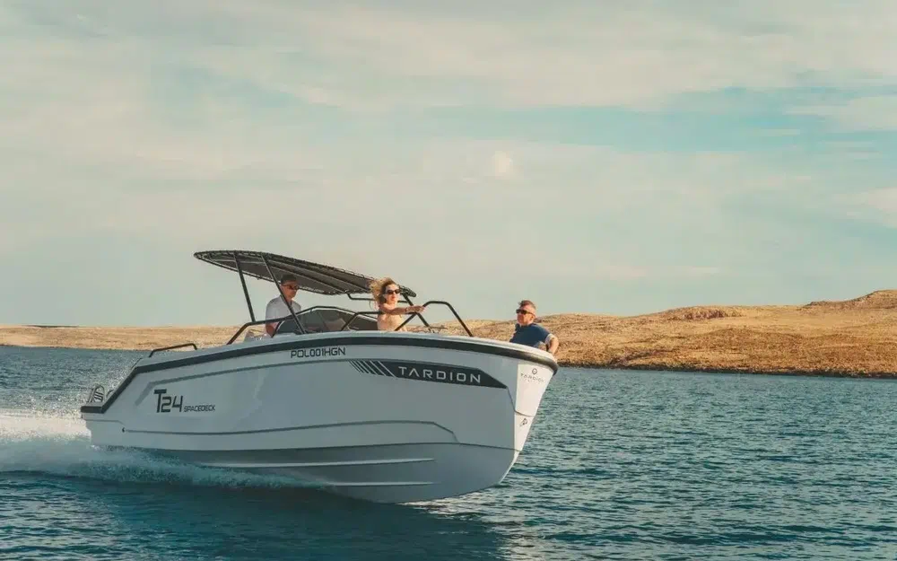 slider 26 Tardion Yachts T24 Spacedeck