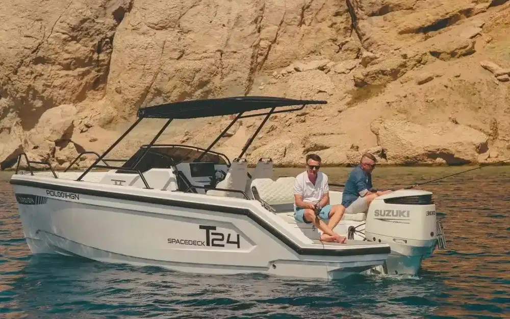 slider 4 Tardion Yachts T24 Spacedeck