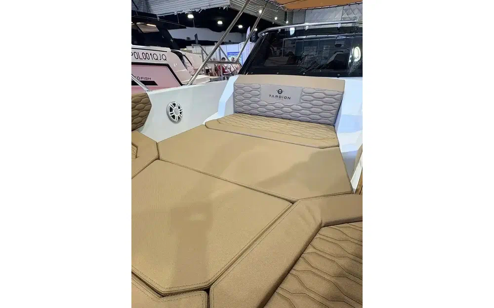 slider 6 Tardion Yachts T24 Spacedeck
