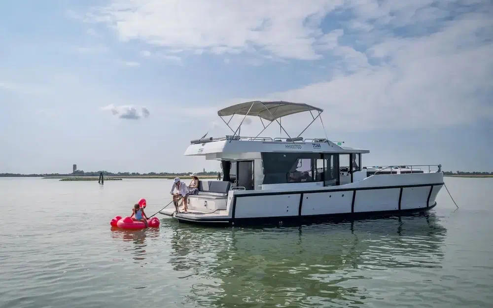 slider 32 Delphia Horizon