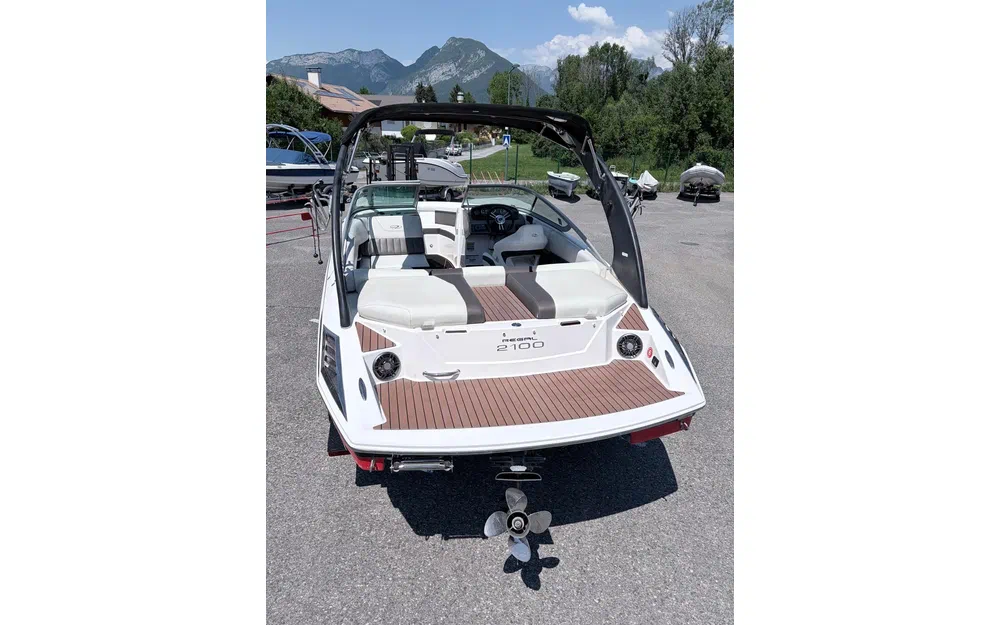 slider 8 Regal 2100 BR