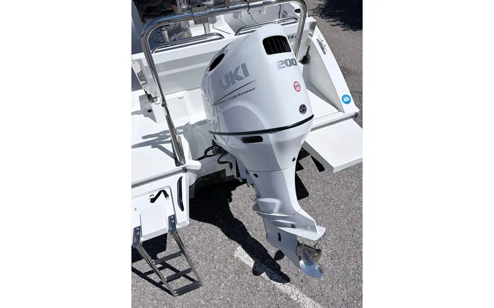 slider 10 Beneteau Flyer 7 SPACEdeck