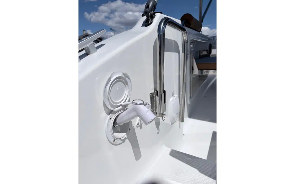 slider 16 Beneteau Flyer 7 SPACEdeck