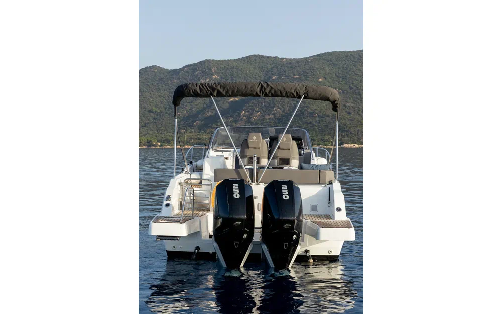 slider 3 Jeanneau Cap Camarat 9.0 WA