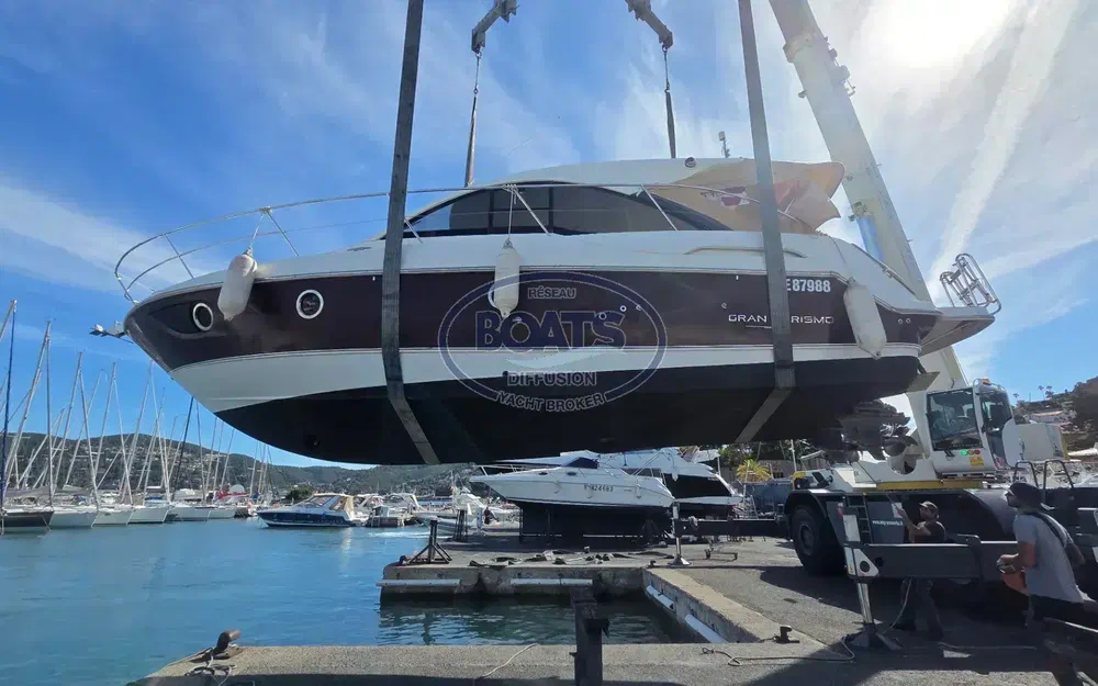 slider 1 Beneteau Gran Turismo 34
