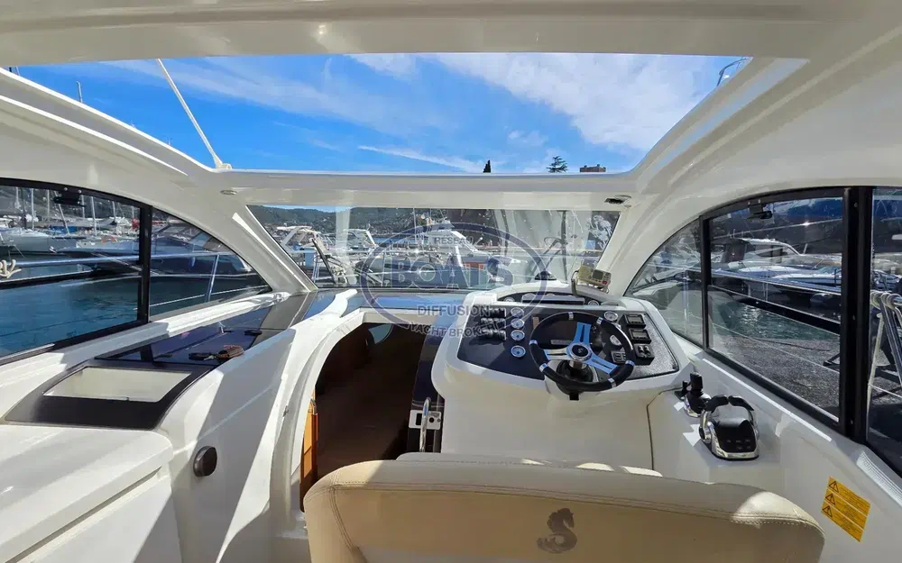 slider 6 Beneteau Gran Turismo 34