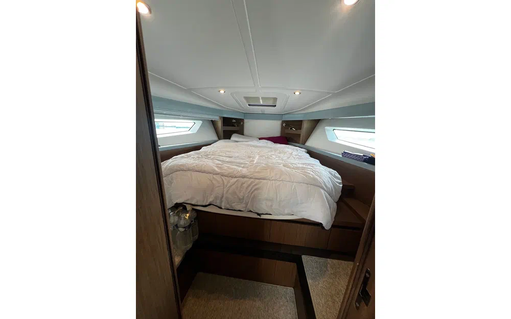 slider 14 Beneteau Gran Turismo 40