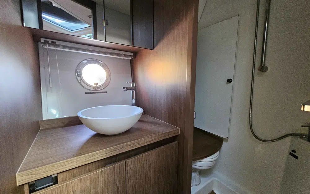 slider 17 Beneteau Gran Turismo 40