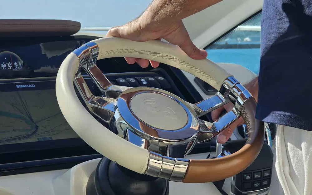 slider 1 Beneteau Gran Turismo 40
