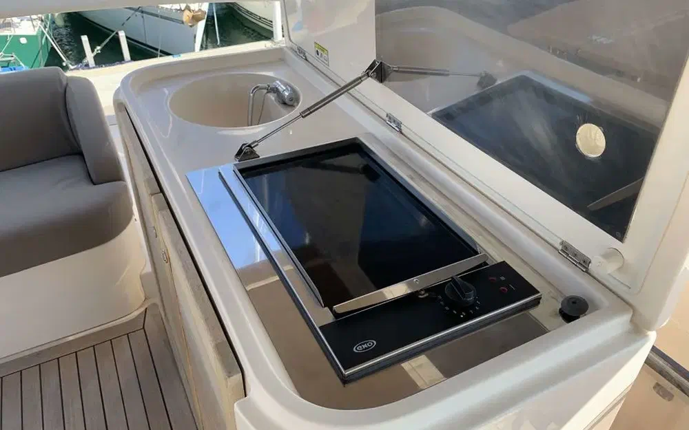 slider 9 Rodman Muse 54