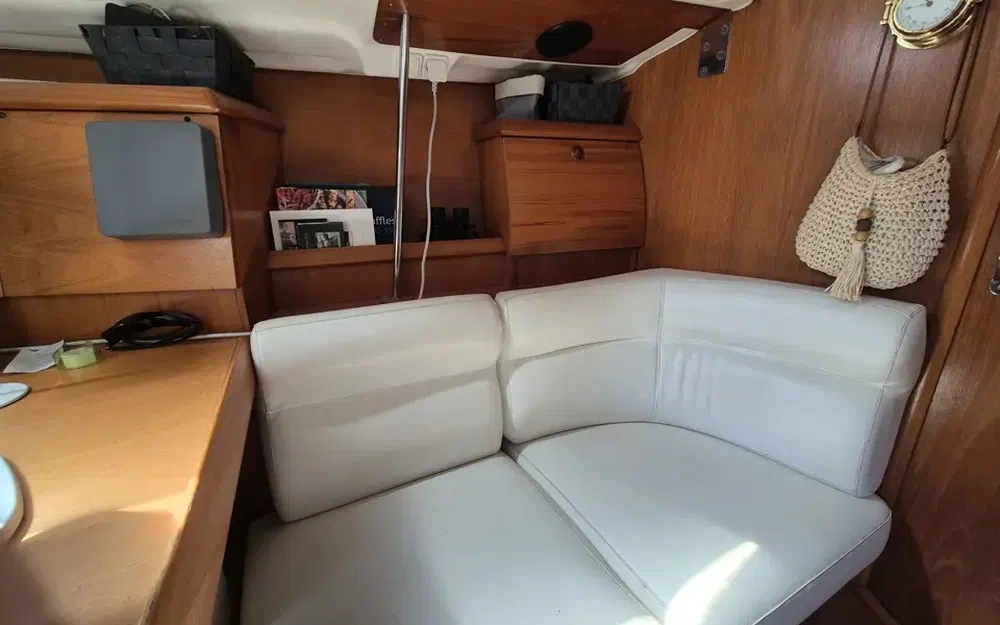 slider 15 Jeanneau Sun Odyssey 40