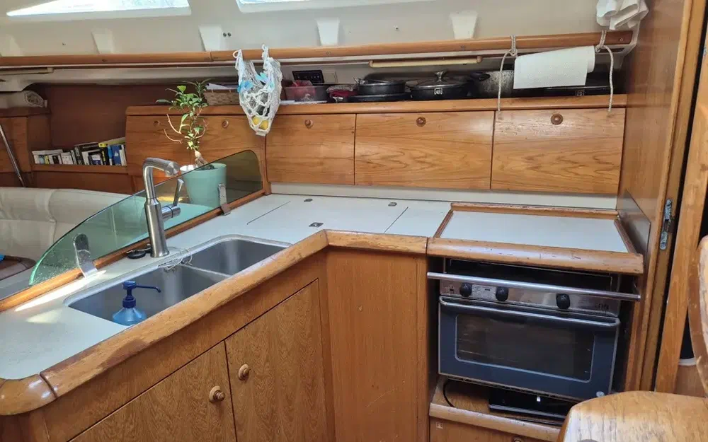 slider 18 Jeanneau Sun Odyssey 40