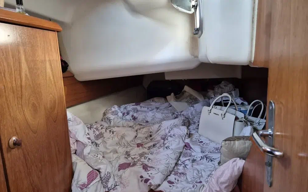 slider 21 Jeanneau Sun Odyssey 40