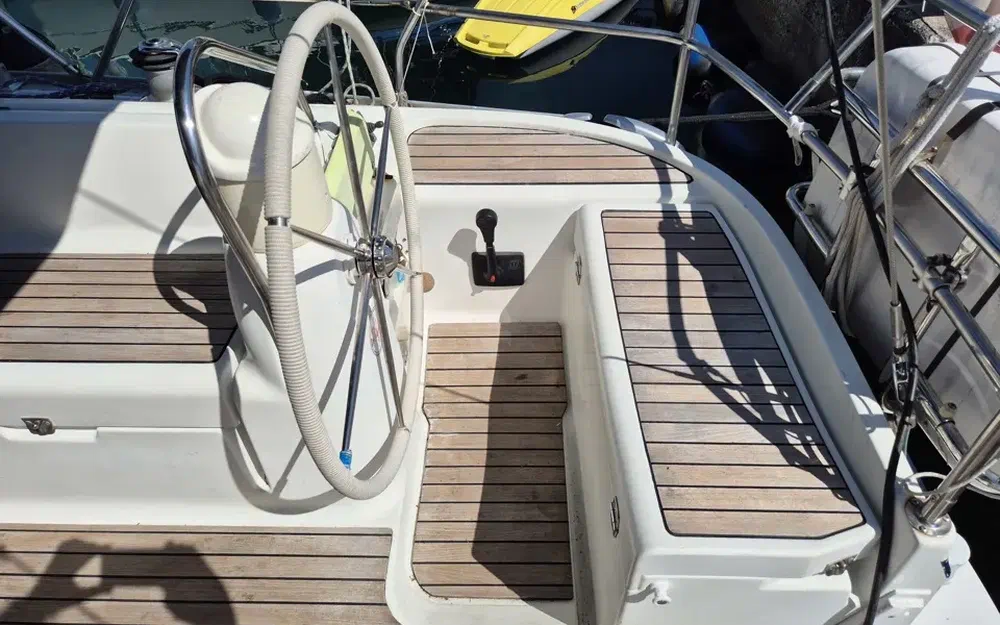 slider 7 Jeanneau Sun Odyssey 40