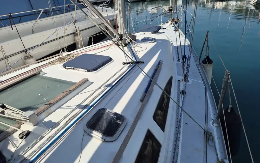 slider 8 Jeanneau Sun Odyssey 40