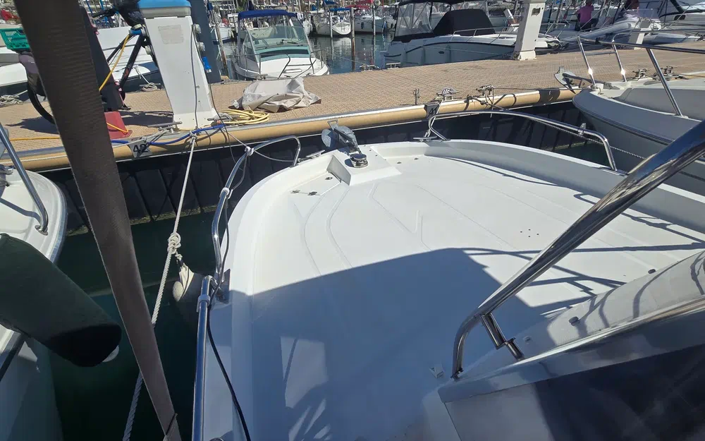 slider 3 Beneteau Flyer 6 SunDeck