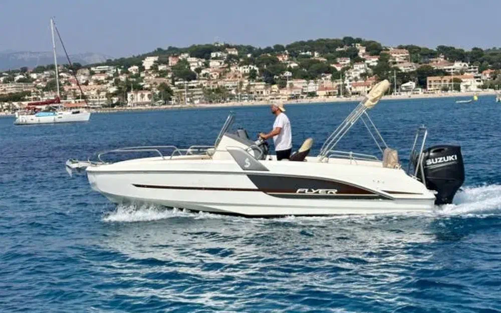 slider 0 Beneteau Flyer 6 SunDeck
