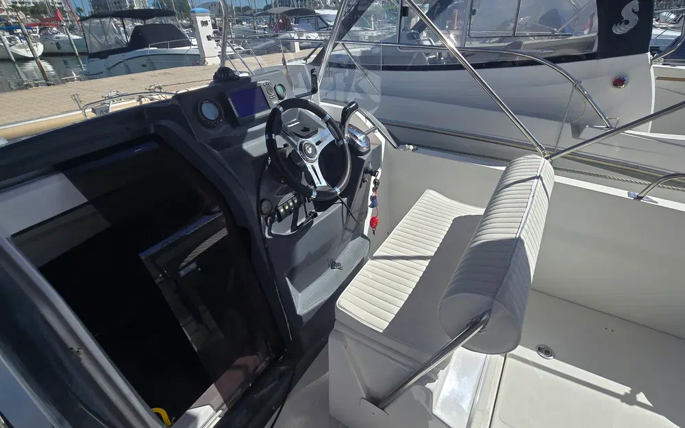 slider 9 Beneteau Flyer 6 SunDeck