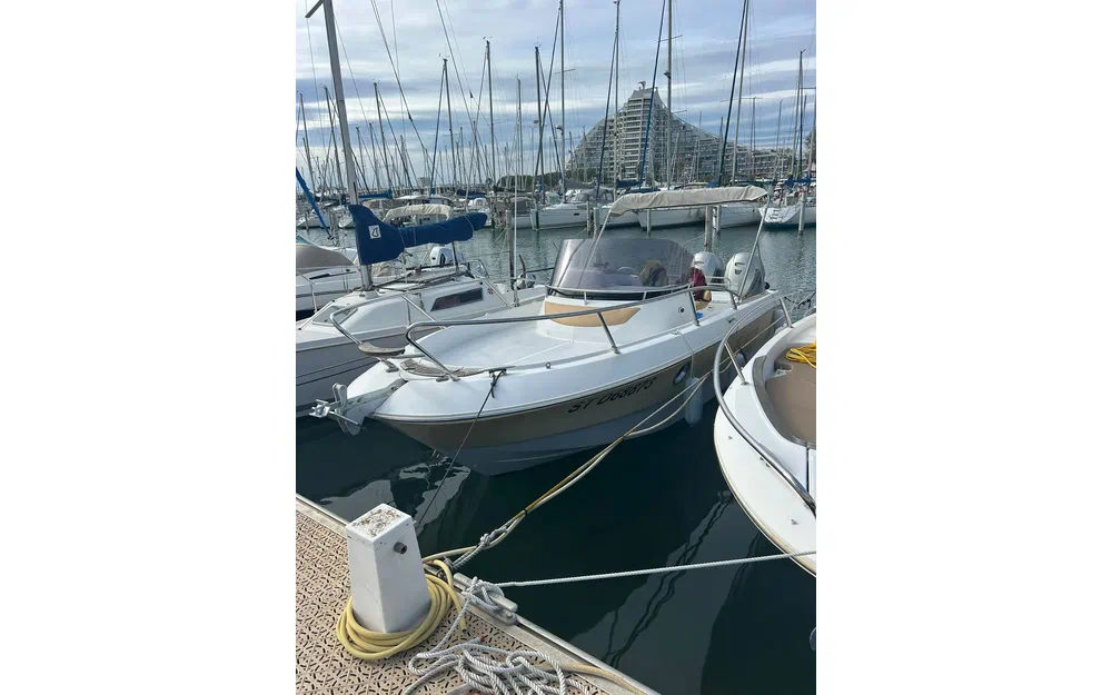 slider 1 Sessa Marine Key Largo 26