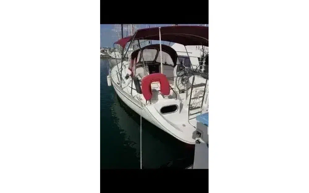 slider 1 Dufour Gib Sea 33