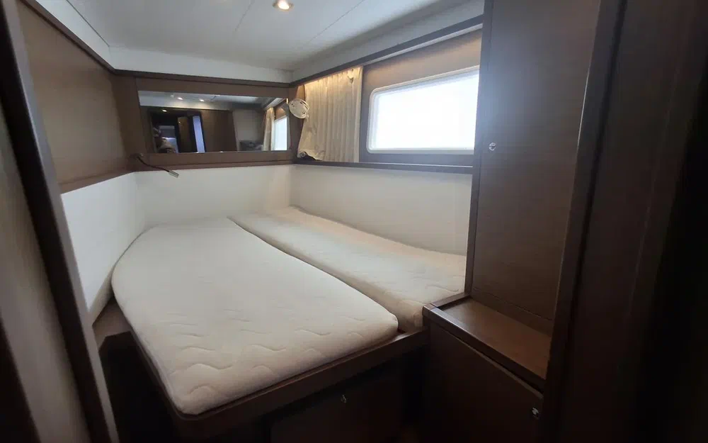 slider 27 Lagoon 450 F