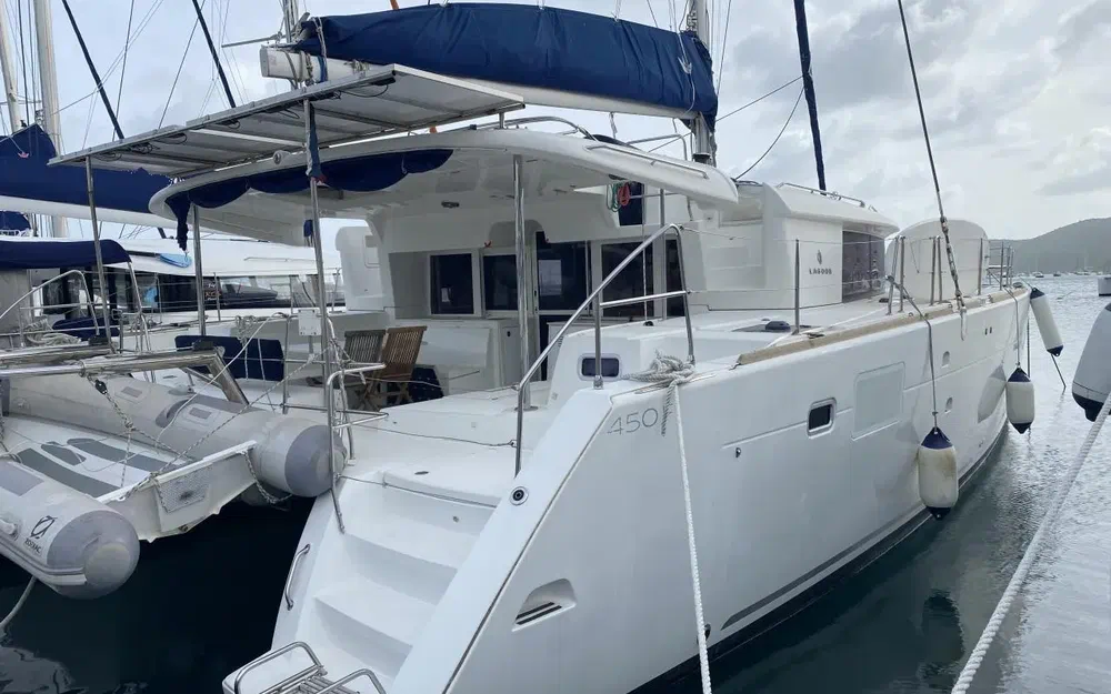 slider 1 Lagoon 450 F