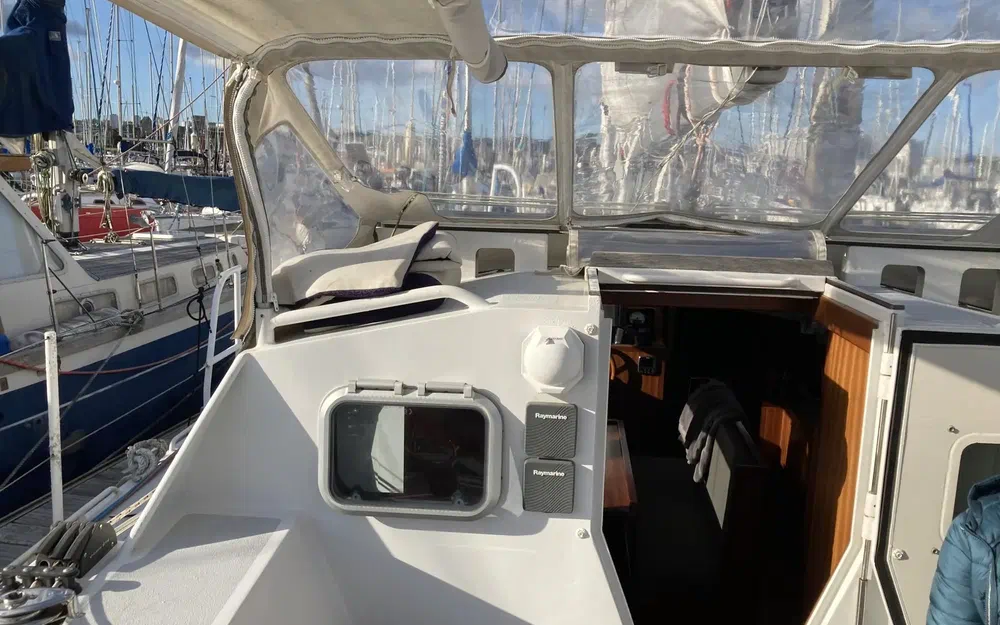 slider 20 Normandy Yacht Service Cordova 40