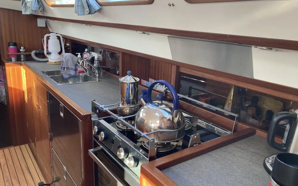 slider 6 Normandy Yacht Service Cordova 40