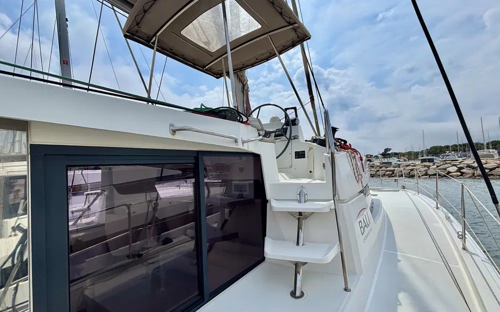 slider 4 Bali Catamarans Bali 4.1