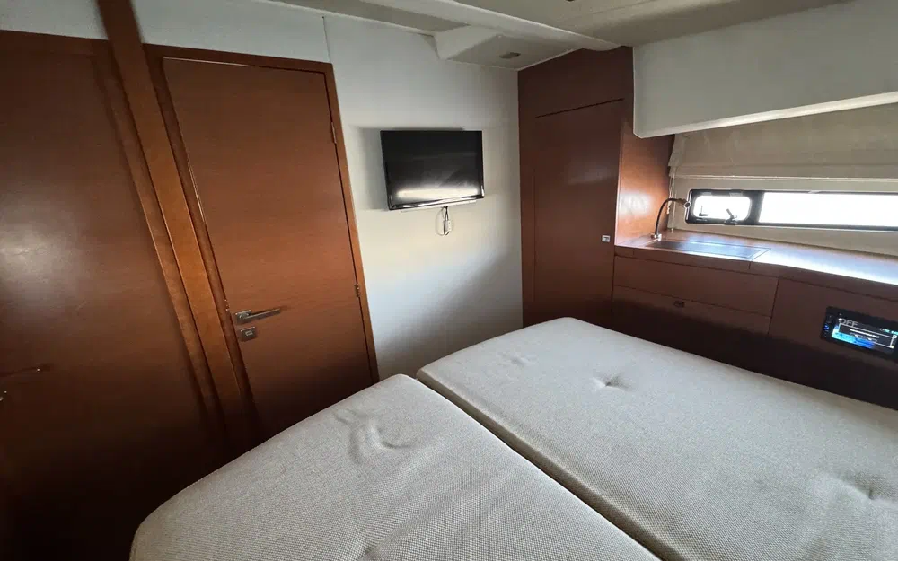 slider 21 Prestige Yachts 450 Fly