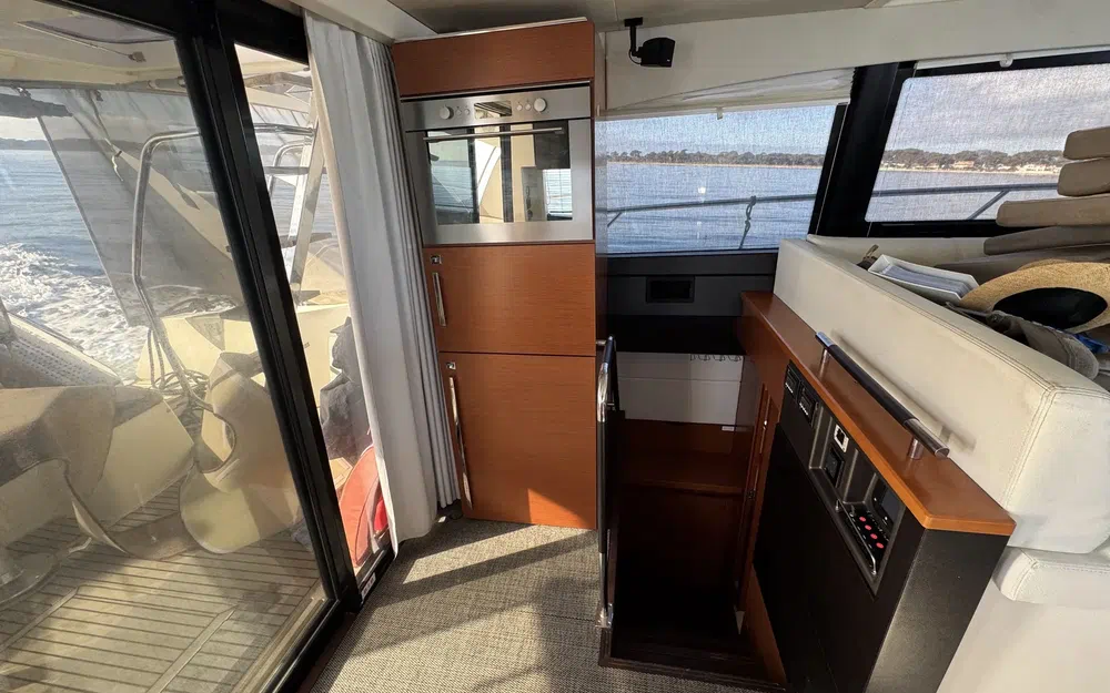 slider 24 Prestige Yachts 450 Fly