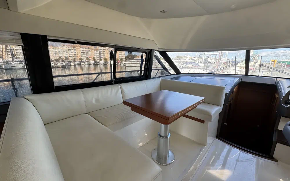 slider 4 Prestige Yachts 450 Fly