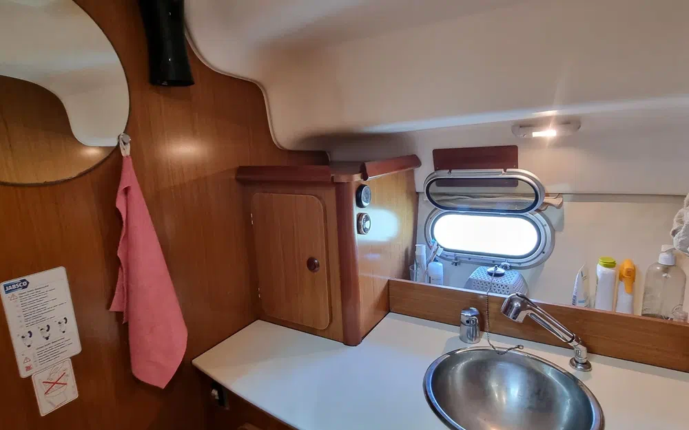 slider 21 Jeanneau Merry Fisher 925 Fly