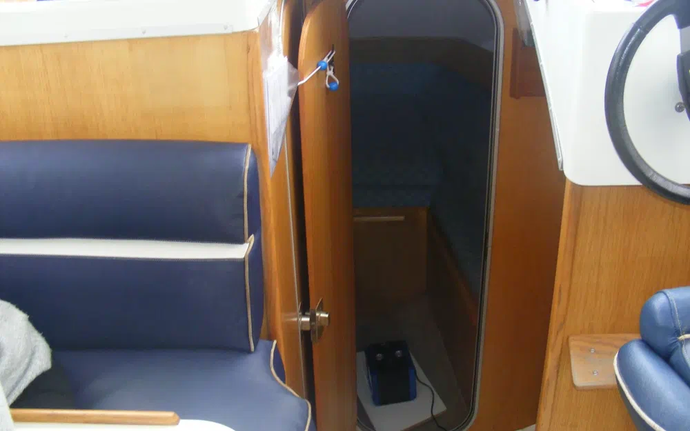 slider 4 Jeanneau Albatros 750